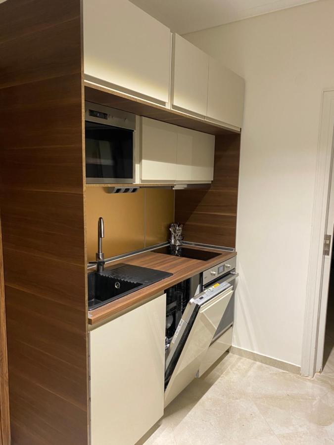 Ag.Sofias Pedestrian Area Luxury Ap. & Big Balcony Apartment เทสซาโลนิกิ ภายนอก รูปภาพ